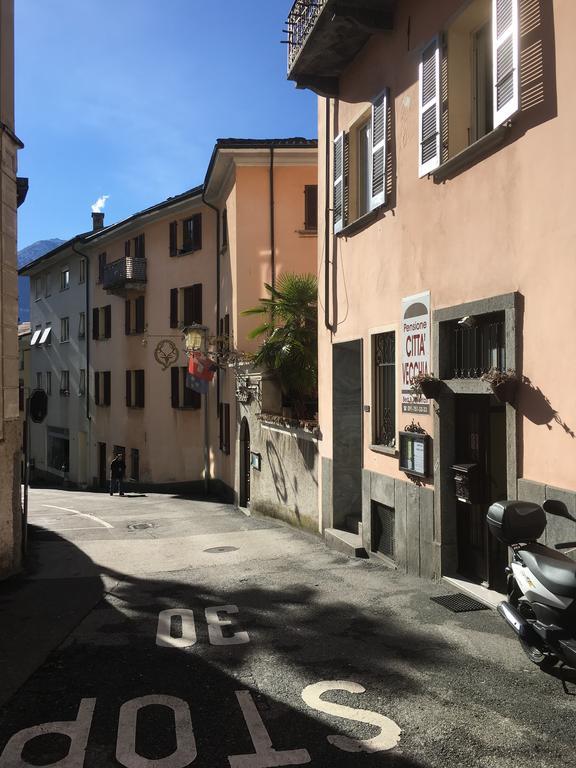 Pensione Citta Vecchia Locarno Exterior foto